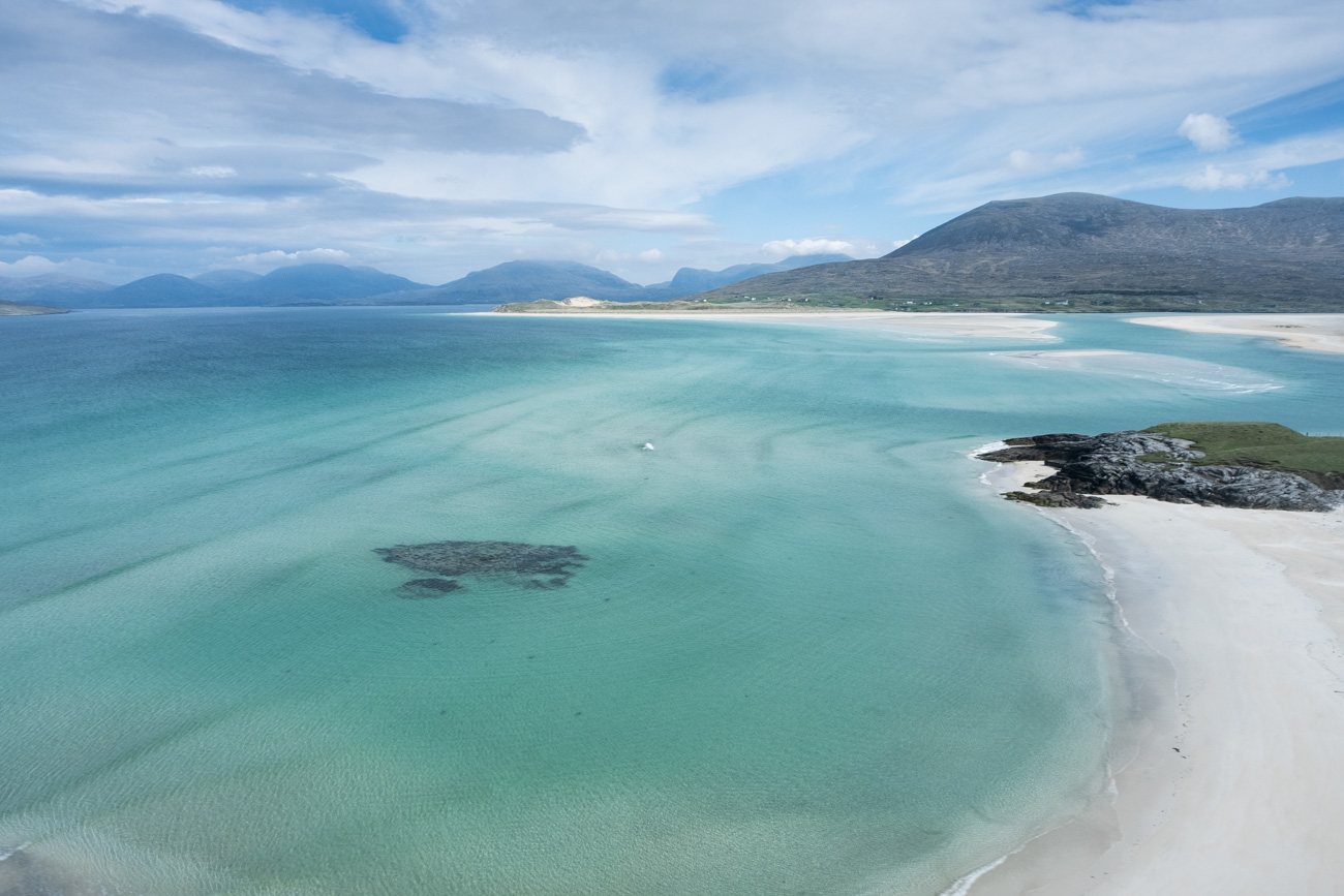 photograph of seilebost beach on the isle of harris 